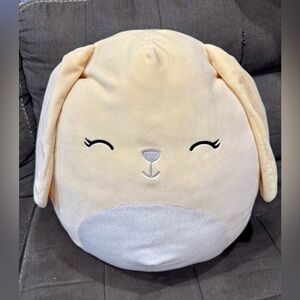 🐰squishmallows rare Valentina 16”